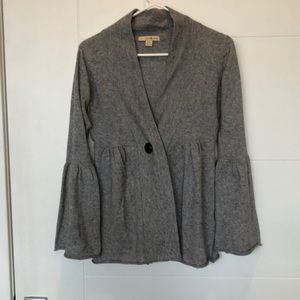 Bell sleeved cardigan